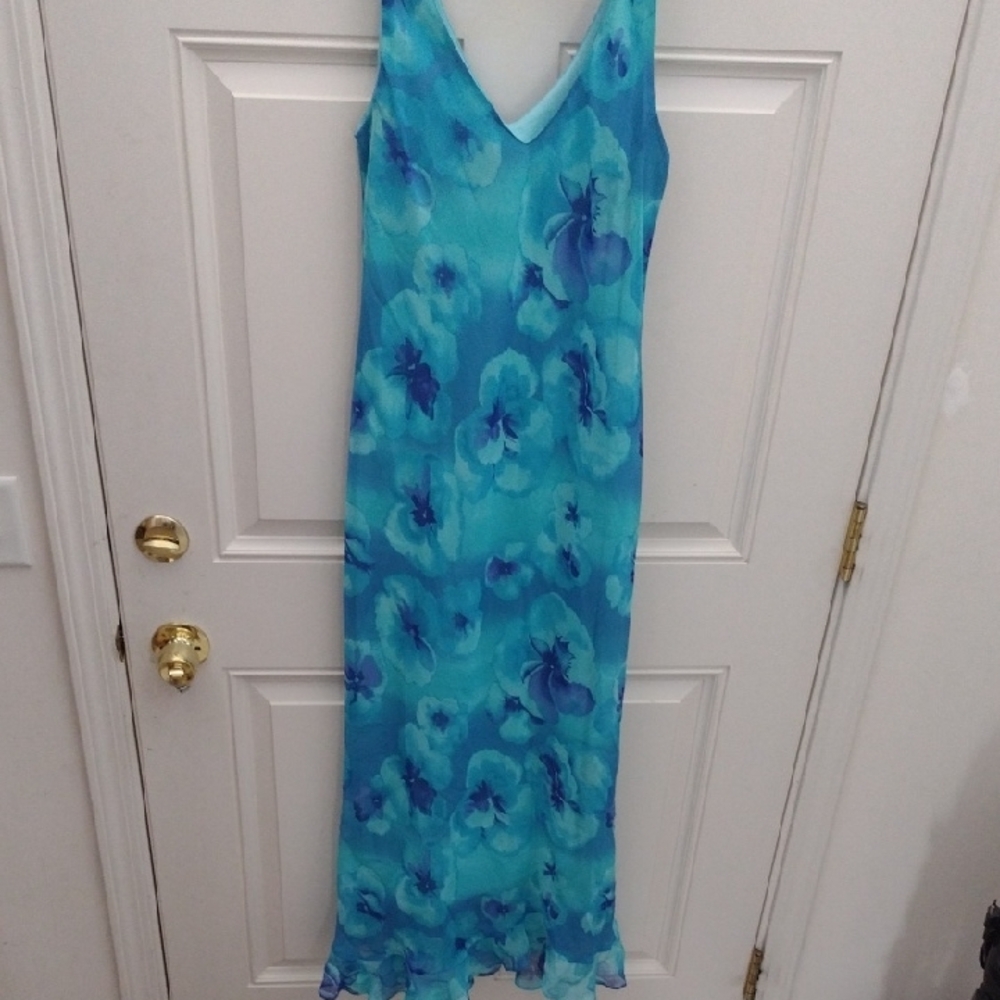 Positive Attitude Blue Sleeveless V-Neck Sheath Maxi Dress